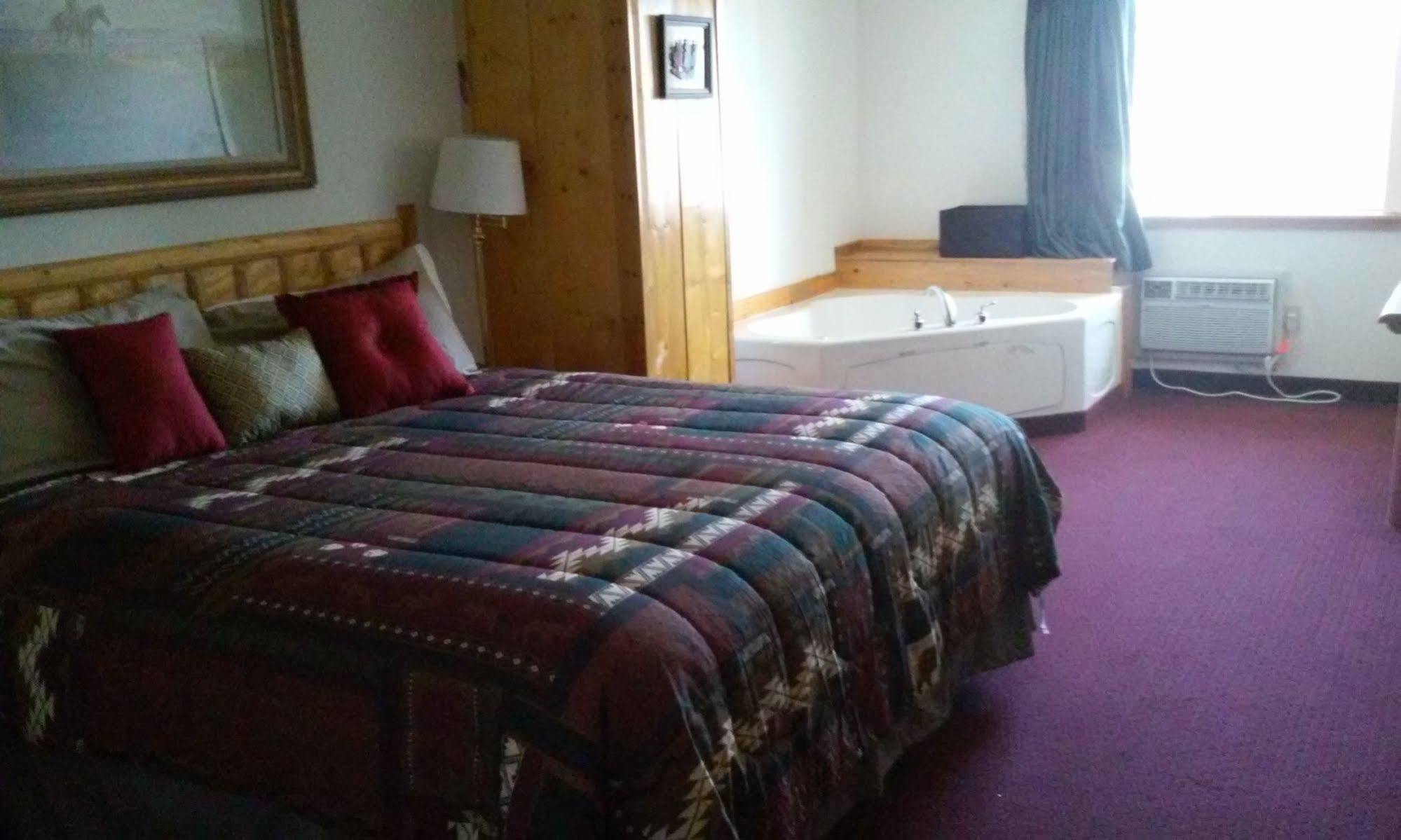 Hotel Super 8 By Wyndham Powell Extérieur photo